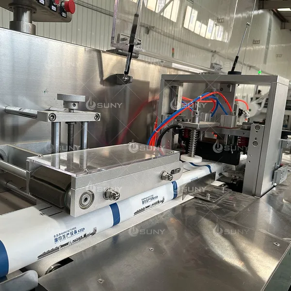 Full Automatic 12 Lanes Twin Rolls Wet Wipes Making Machine photo-2