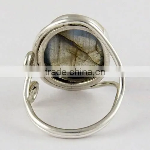 Blue Dreamer Bezel Setting Labradorite Ring, Gemstone Silver Jewellery, Indian Wholesale Silver Jewellery photo-4