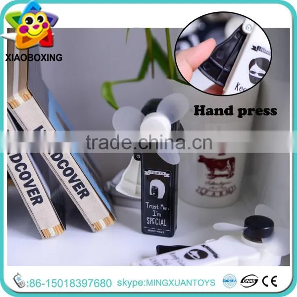 Cheap Toy Plastic Fancy Handle Table Fan for Sale 16 in 1 photo-4