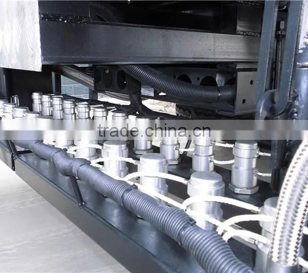 Dongfeng 6000L Mini Bitumen Distributor Truck photo-6