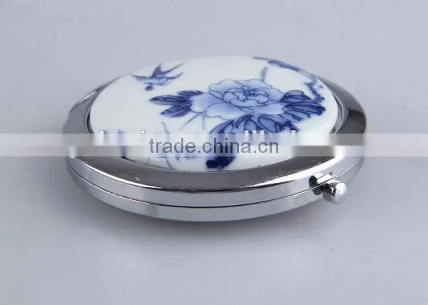 The Ceramic Surface Round Flip Mirror photo-2