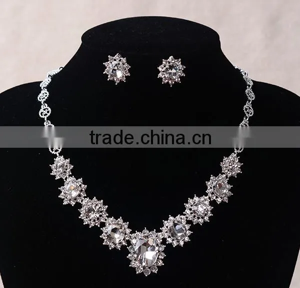 2016 Beautiful Necklace and Earring Set Bridal Jewelry Set photo-3
