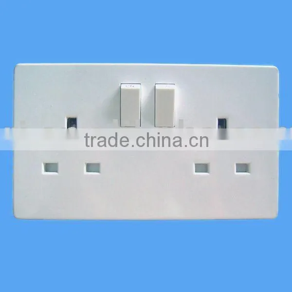 Double 13A Switched Socket Without Neon Indicate photo-2