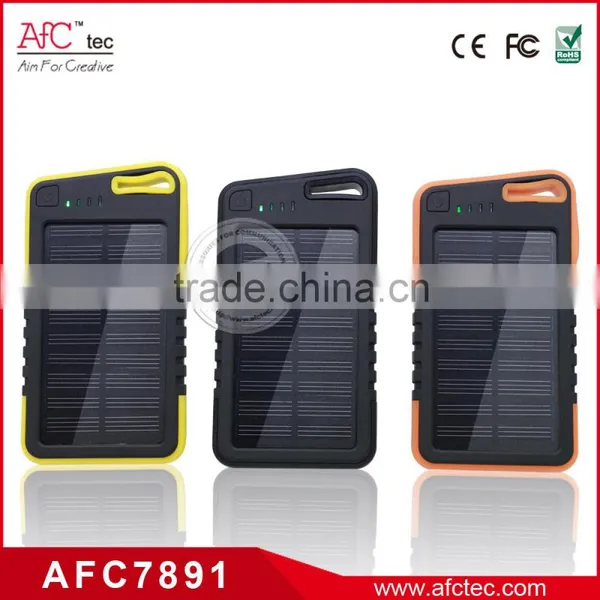 Waterproof Dual USB Carabiner Design Portable Size Backpacking Phone Travel Solar Battery Power Portable Charger photo-5