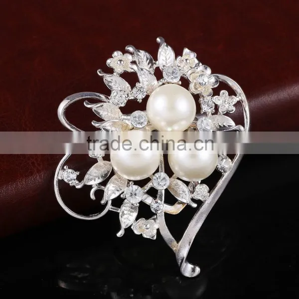 Three Pearls Rhinestone Brooch Pins,Cappa Rhinestone Buckle photo-3