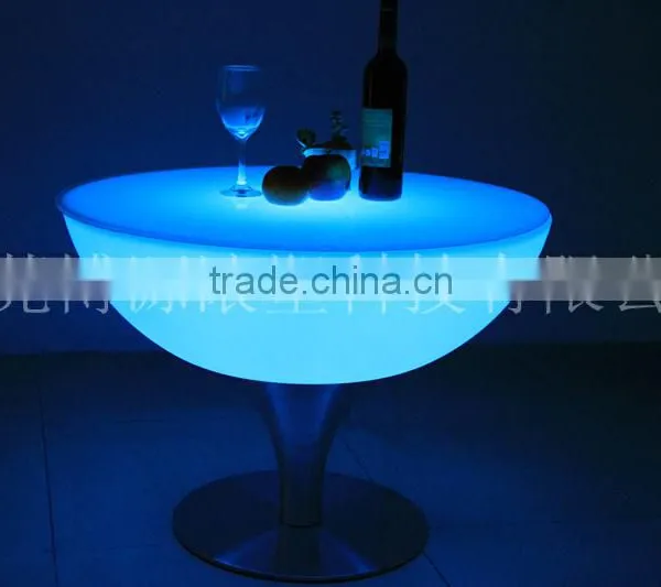 Wholesale Party Plastic Led Illuminated Cocktail Table photo-4
