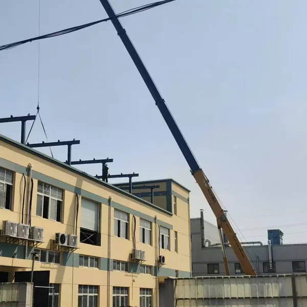 Forklift Rental on Middle Chengliu Road, Exhibition Unloading, Aerial Work Platform. Phone: 100 - Ton Crane Rental, Aerial Work Platform
