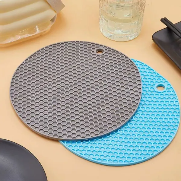 Food-Grade Round Silicone Placemats Heat Resistant Trivets Non-Slip Table Mats Hot Pads Coasters for Hot Dishes Pots Bowls Cups