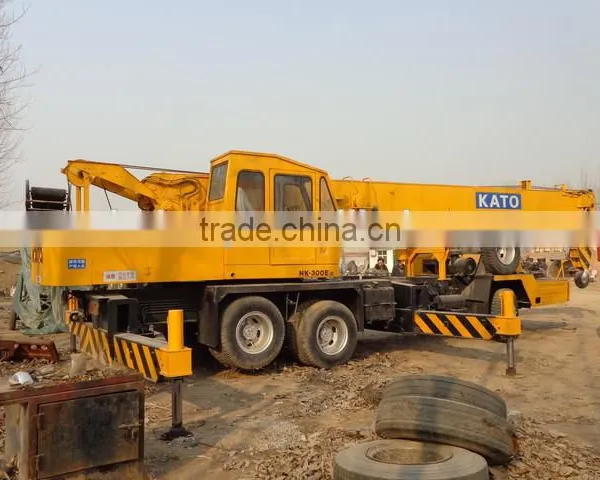 Used Good Condition Truck Crane,KATO NK300E,original Truck Crane in Cheap Price for Sale photo-3