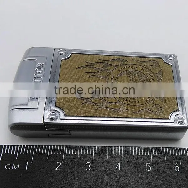 In China Metal Ladies Cigarette Pocket Ashtray Lighter photo-5