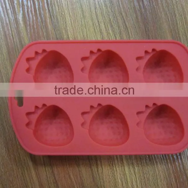 Lovely Strawberry Shaped Silicone Ice Cube Mould photo-3
