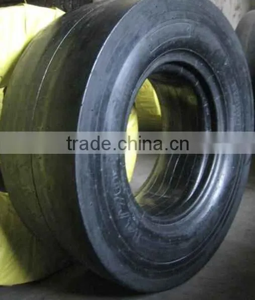 15.0-20 Smooth Pattern Road Roller Tire