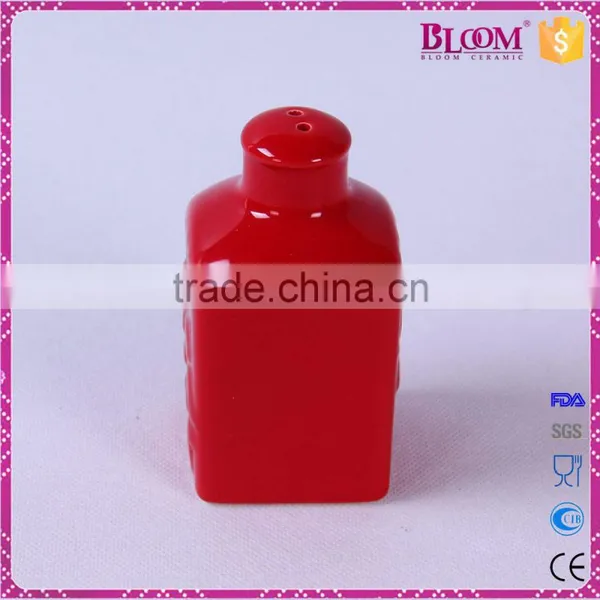 Ceramic Red Salt and Pepper Shaker Wedding Favors photo-2