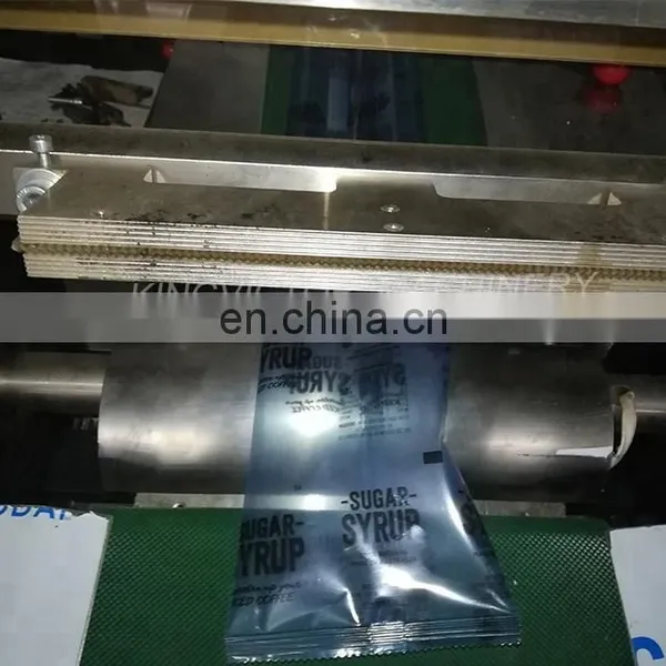 Hot Selling Strawberry Pillow Bag Horizontal Packing Machine photo-2