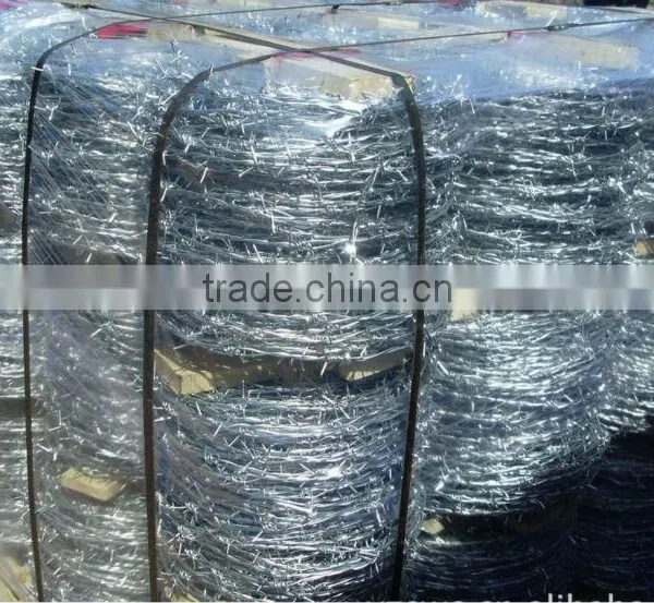 2013Hot-Salel! Low Price Galvanized/PVC Coated Barbed Wire photo-4