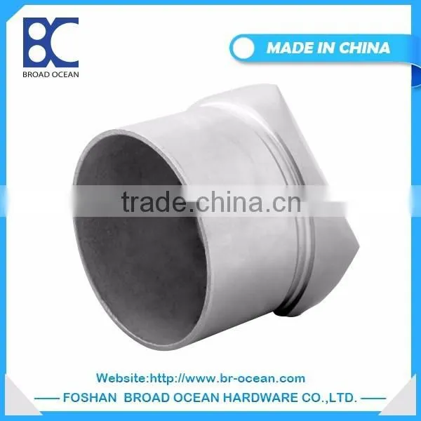 China Supplier 304 Stainless Steel Wall Handrail Bracket (HB-11) photo-4