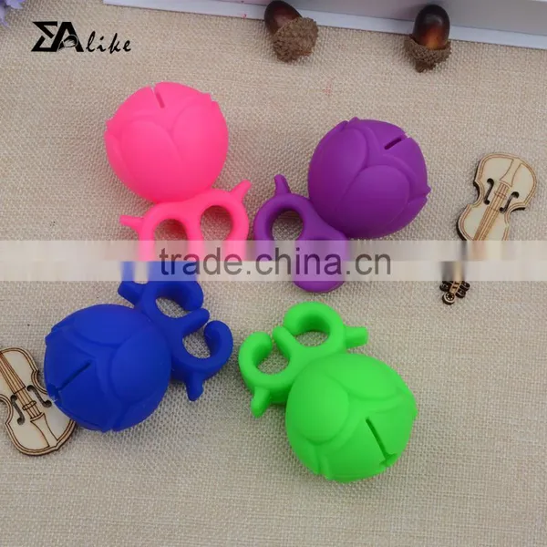 Custom Acrylic Rubber Silicone Wearable Nail Polish Bottle Holder photo-4