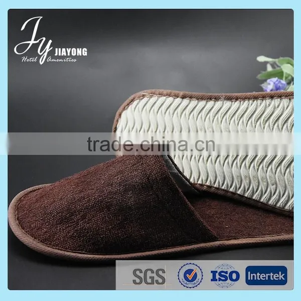 3-5 Star Hotel Custom Bedroom Slippers Made in China photo-2