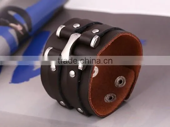 Hot Unisex Men Womens Wide Leather Belt Bracelet Wristband Bangle Jewelry Party photo-4