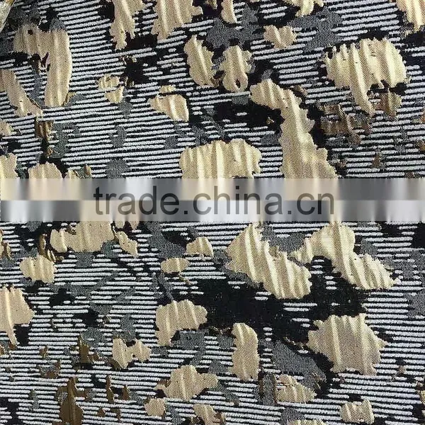 Fashion Embossed Jacquard Brocade Fabric for Mens Top Coat Golden Fancy Clothes