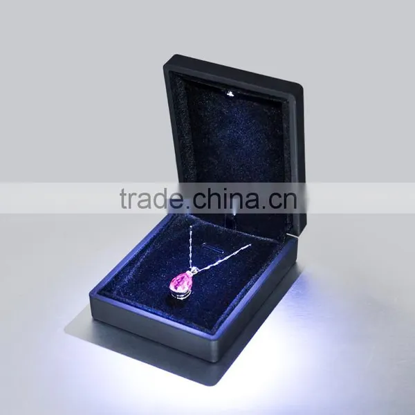 Wholesale High Quality Ring Box With PU Leather LED Light photo-3
