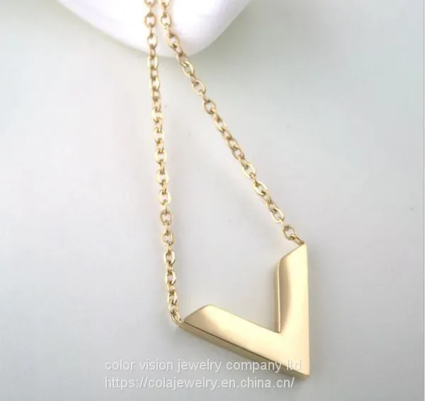 Ladies Jewelry Fashion Stainless Steel Gold Plated Letter′s Pendant Necklace V Sharp Pendant Necklace photo-2
