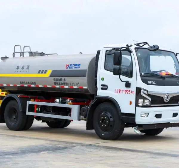 Isuzu HOWO Shacman 20, 000 Liters Heavy Special Water Tanker Truck 6X4 Watering Cart Transport Sprinkler Spray Water Tank Bowser Truck photo-4