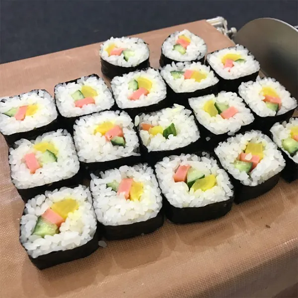 304 Acero inoxidable Manual Fabricador de sushi cuadrado QD-JM40 Máquina de enrollar maki de alta eficiencia para el procesamiento de comida japonesa photo-2