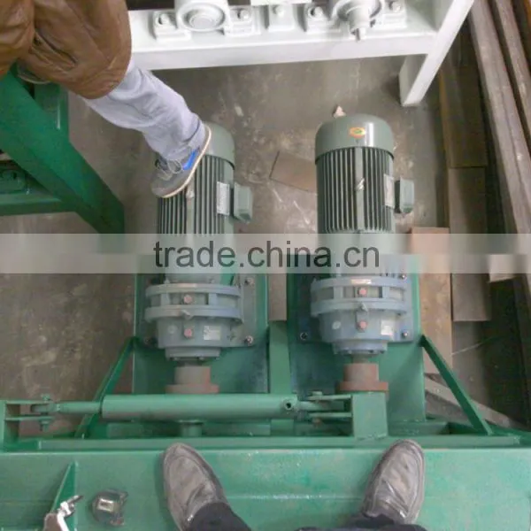 Wood Log Debarking Machine photo-5