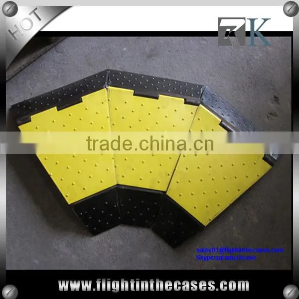 Professional 5 Channel Rubber Cable Ramp Outdoor photo-3