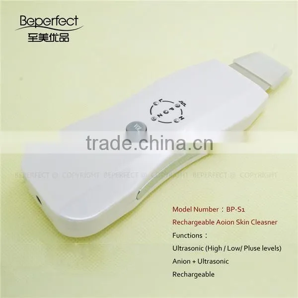 Handheld 28khz Ultrasonic Skin Scrubber Equipment photo-4