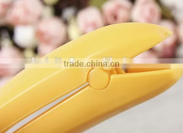 CY142 Banana Slicer Cutter Chopper Cucumber Cutter Perfect for Fruit Salad photo-5