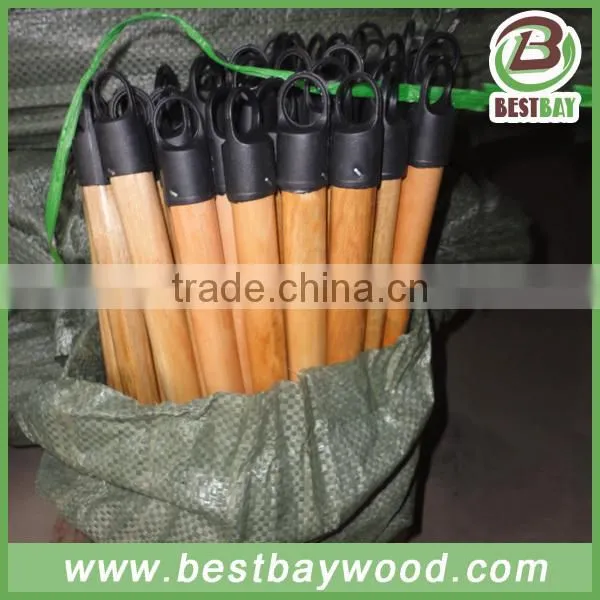 Varnish Coated Wooden Broom Handle photo-4