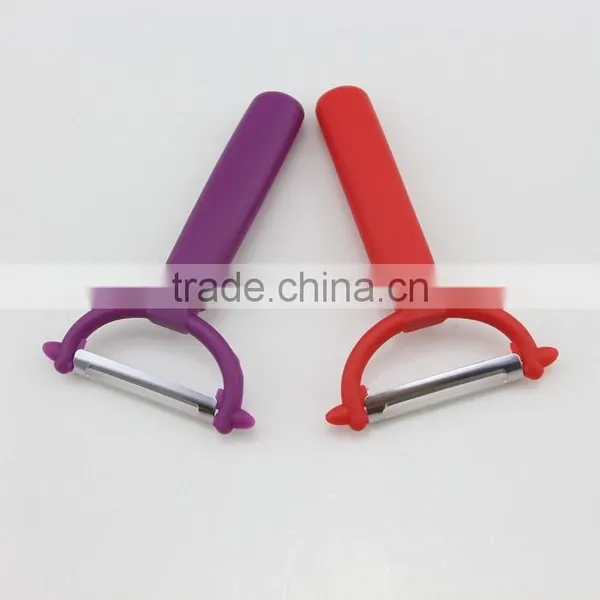 Red And Purple Stainless Steel Blade Peeler photo-2
