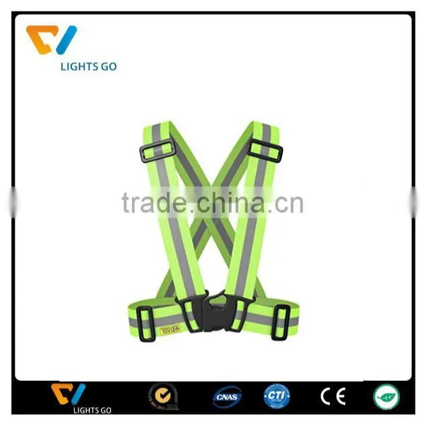 EN471 Ealstic Adjusbale Light Reflecting Safety Running Vest Manufacture photo-6