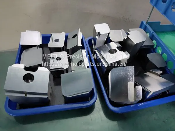 2020 ISO900 Factory of Exported High Precised Mold Parts in Dongguan China photo-4