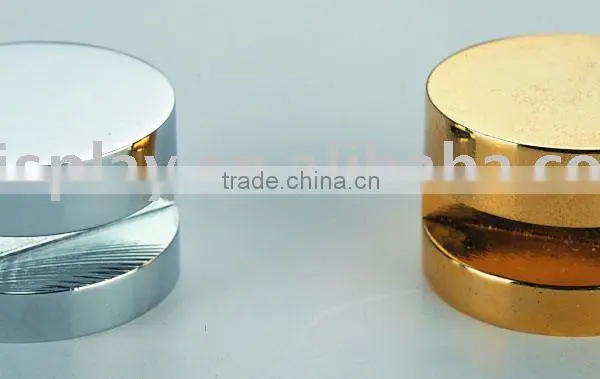 Mirror Holder