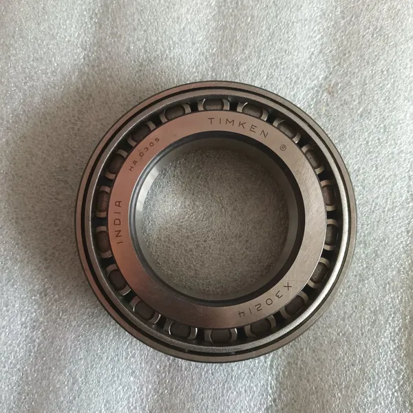 VOLVO VOE 7011071 Roller Bearing in Stock photo-2