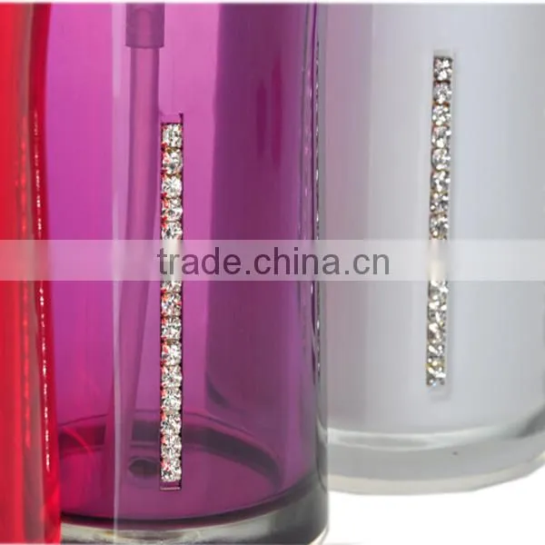 Plastic Bathroom Accessories Gargle Cup With Diamond photo-3