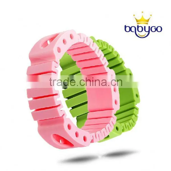 Top Quality UFO Mosquito Repellent Bracelet With 3 Refill photo-3