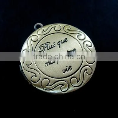 32mm Brass Bronze Vintage Antiqued French Plus Que ma Propre Vie Round Photo Locket Pendant 1111036 photo-2