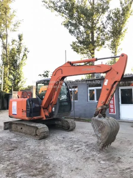 USED HITACHI EX60 JAPAN MADE CRAWLER EXCAVATOR photo-3
