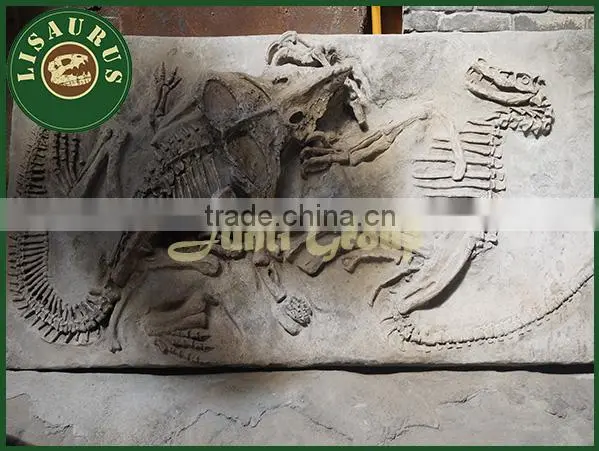 Lisaurus-V Promotion for Dinosaur Bone photo-2