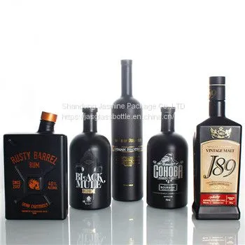 Manufacture Suppliers Best Quality Matte Black Empty Round Glass Bottles For Liquor Water Beverage With Screw Top