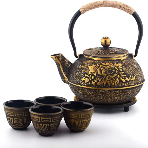 Wholesale Traditional Style Small Cast Iron Teapot With Stainless Steel Strainer Japanese Teapot Tetsubin Tea Kettle