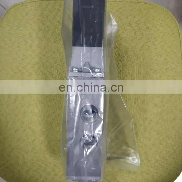 CKD Solenoid Valve 4F310-10 AC 220V photo-3