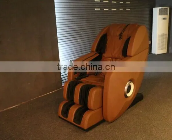 2016 L Shape Zero Gravity Full Body Massage Chair for Sale photo-3