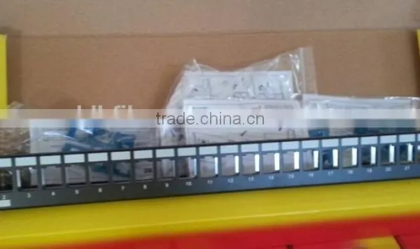 1U UTP RJ-45 Patch Panel Classic Black Black Aluminium For 24 K6/K5e Jacks photo-3