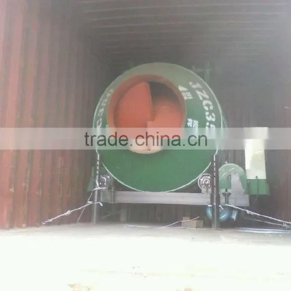 Concrete Mixer With Hydraulic Type Diesel Engine in Stock photo-2