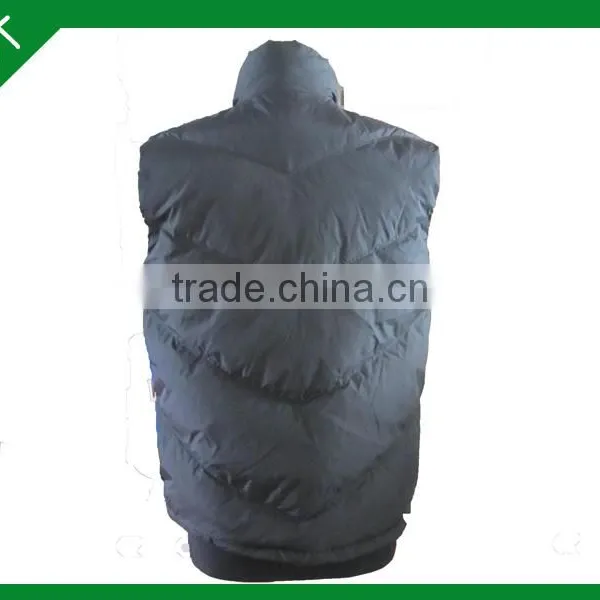 High Quality Black Mens Down Vest photo-2